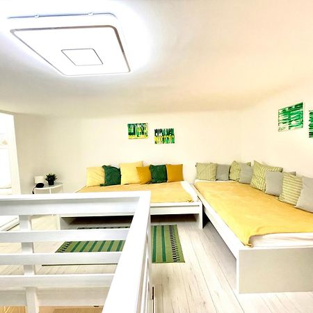 Teresian Apartment Near The Andrassy Street Free Air Conditioner Free Coffee Budapest Eksteriør billede